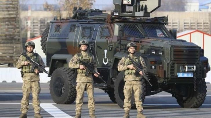 Jandarma nın yeni kıyafetleri görücüye çıktı!